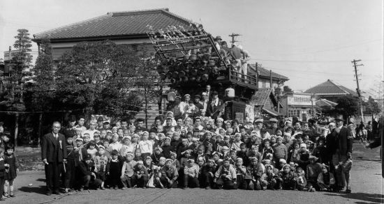 昭和29年頃の下土狩駅前